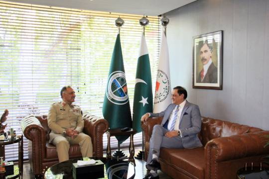 29-08-2023, Islamabad: Chairman WAPDA called on Chairman NDMA Lt General Inam Haider Malik at NDMA HQs